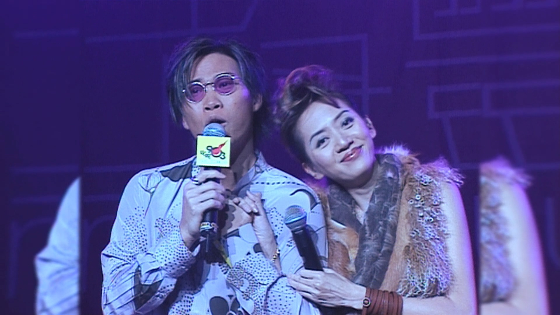 梅艳芳 MUI MUSIC SHOW 演唱会/梅艳芳入行20周年拉阔演唱会[DIY简繁中字].Anita.Mui.MUI.MUSIC.SHOW.2001.Blu-ray.1080i.AVC.DTS-HD.MA.5.1-DiY@CHDBits 20.44GB-3.jpg