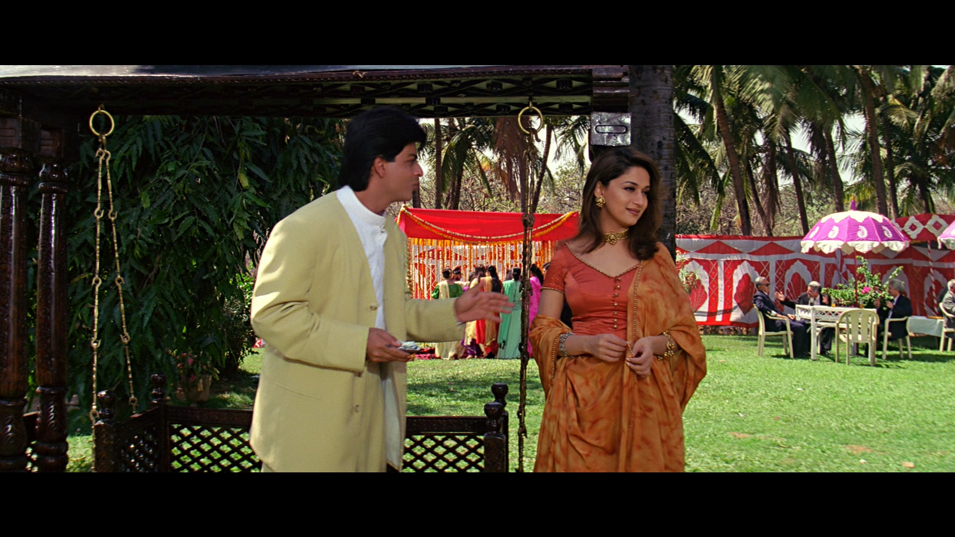 我心狂野 [印度 印地语 英语/简英双语字幕].Dil.To.Pagal.Hai.1997.BluRay.1080p.REMUX.AVC.DTS-HD.MA.5.1-TAG 38.34GB-5.jpg