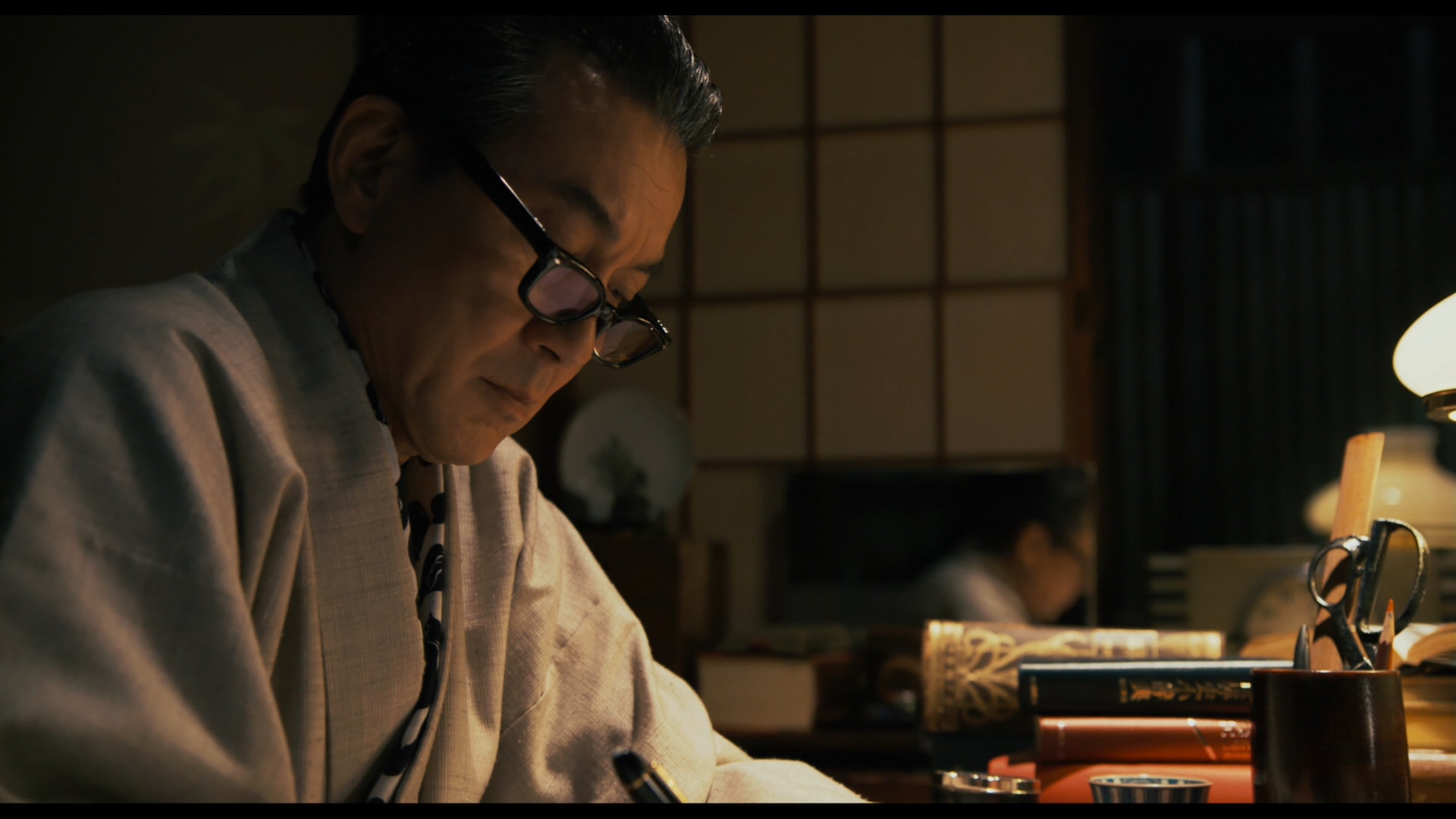 记我的母亲/母亲爱的手札(港)/我的母亲手记(台)/我的母亲 [DIY 央视长译国配/简繁国配中字].Waga.haha.no.ki.AKA.Chronicle.of.My.Mother.2011.1080p.Blu-ray.AVC.DTS-HD.MA.5.1-TAG 40.61GB-5.jpg