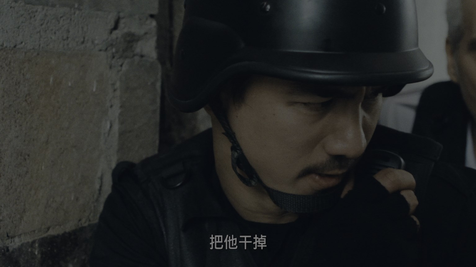 突袭/全面突袭(台)/突击死亡塔(港)/突袭：救赎 [4K UHD原盘 DIY官译简繁中字].The.Raid.Redemption.2011.2160p.UHD.Blu-ray.HEVC.TrueHD.Atmos.7.1-TAG 77.40GB-2.jpg