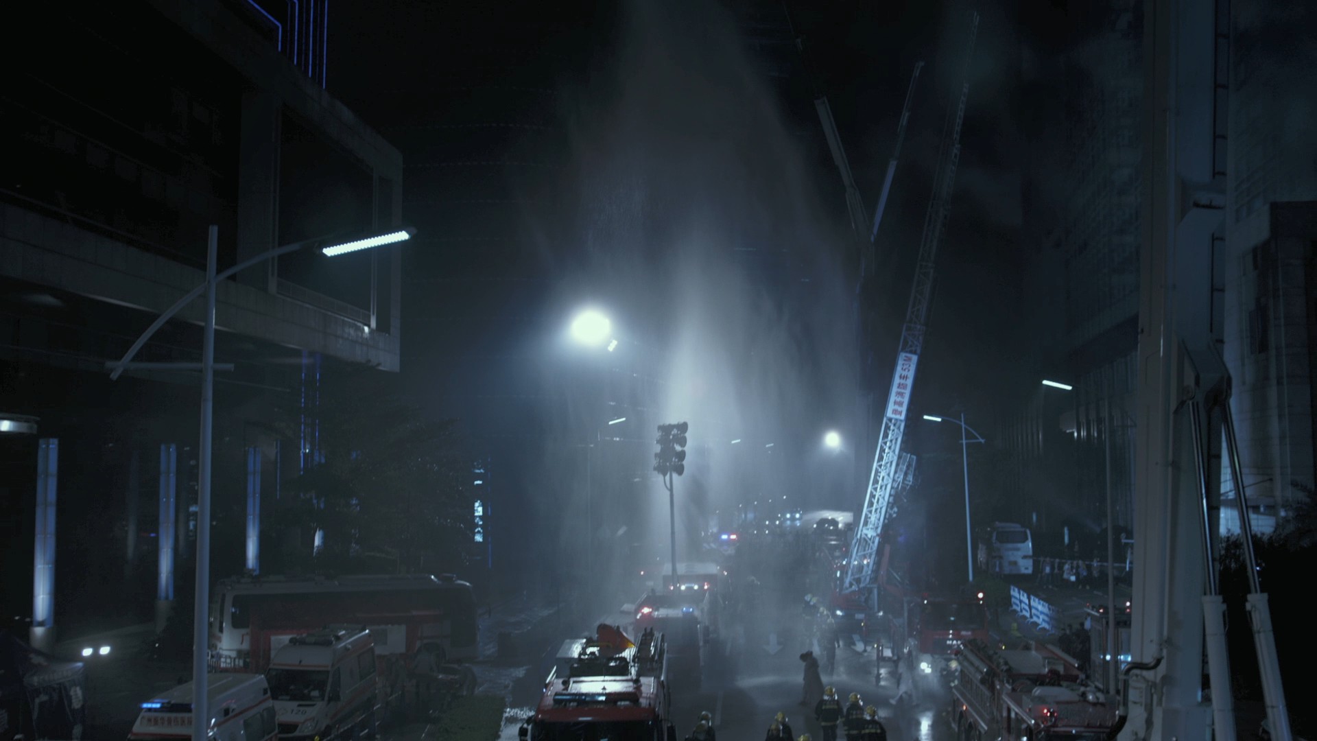 逃出生天 [港版原盘 国粤双语 中英文字幕].Out.of.Inferno.2013.2D.Blu-ray.1080p.AVC.DTS-HD.MA.5.1-TAG 22.52GB-6.jpg