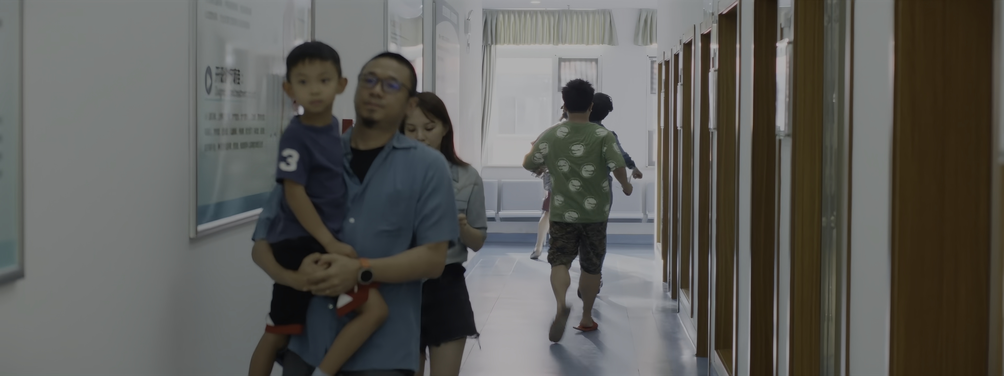 人生大事 [国语中字][60帧].Lighting.Up.The.Stars.2022.60fps.2160p.WEB-DL.AAC2.0.HDR.H.265-TAG 6.36GB-3.jpg
