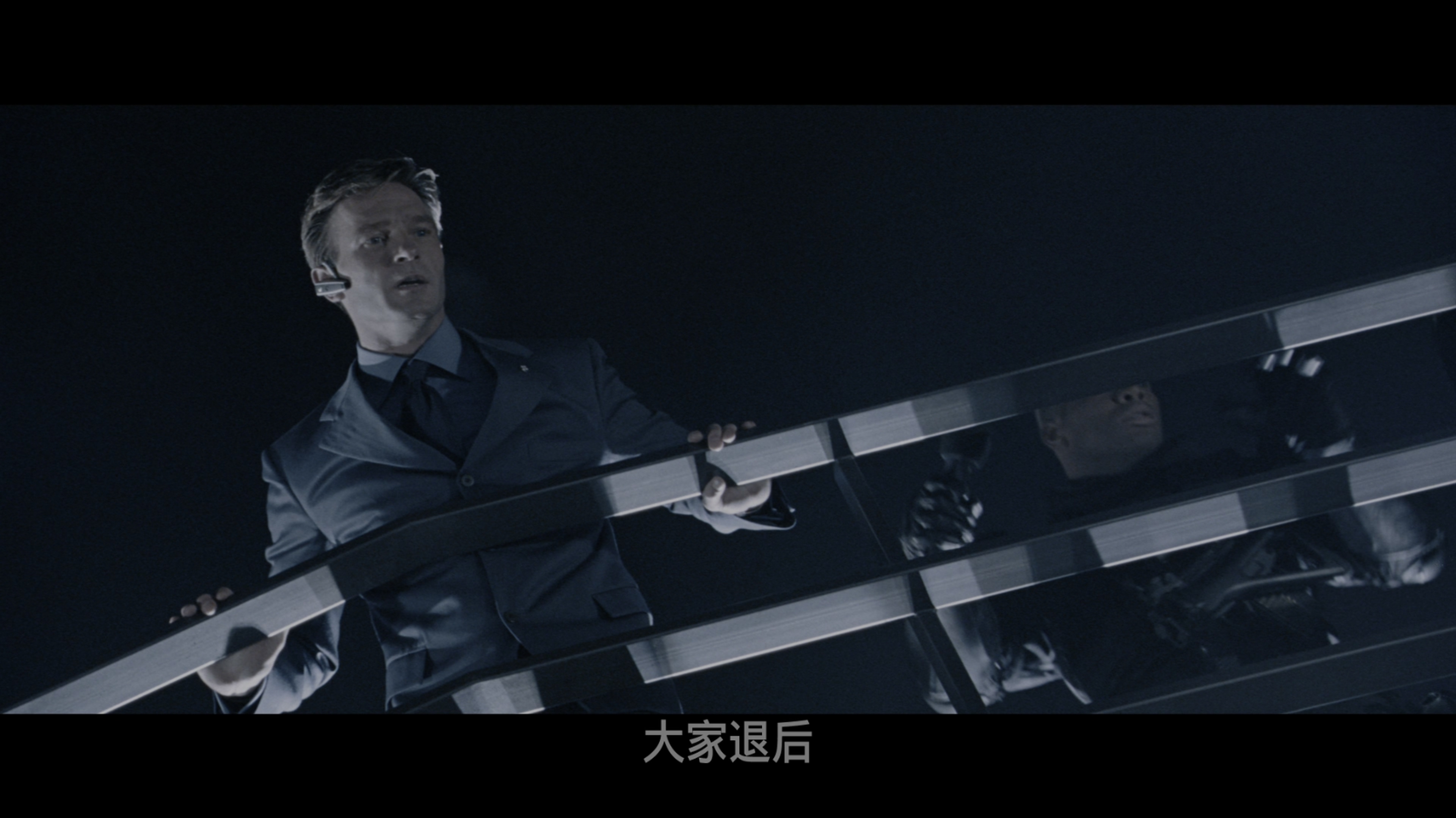 生化危机2：启示录/生化危机之歼灭生还者(港) [美版原盘][剧场版][DIY国语+简繁+双语字幕].Resident.Evil.Apocalypse.2004.Theatrical.Version.2160p.USA.UHD.Blu-ray.DV.HDR.HEVC.TrueHD.7.1.Atmos-TAG 60.96GB-7.jpg
