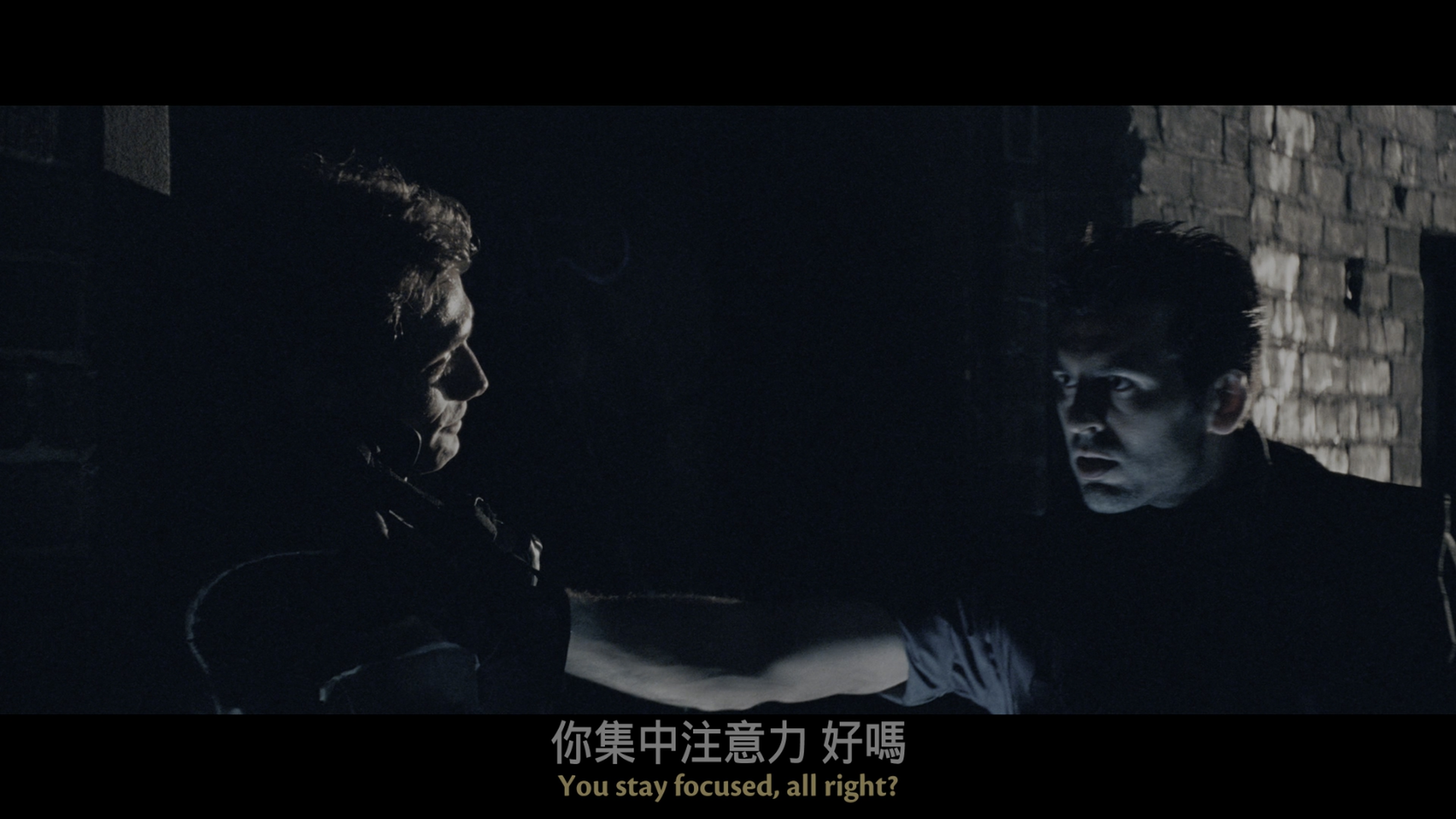 生化危机2：启示录/生化危机之歼灭生还者(港) [美版原盘][剧场版][DIY国语+简繁+双语字幕].Resident.Evil.Apocalypse.2004.Theatrical.Version.2160p.USA.UHD.Blu-ray.DV.HDR.HEVC.TrueHD.7.1.Atmos-TAG 60.96GB-4.jpg