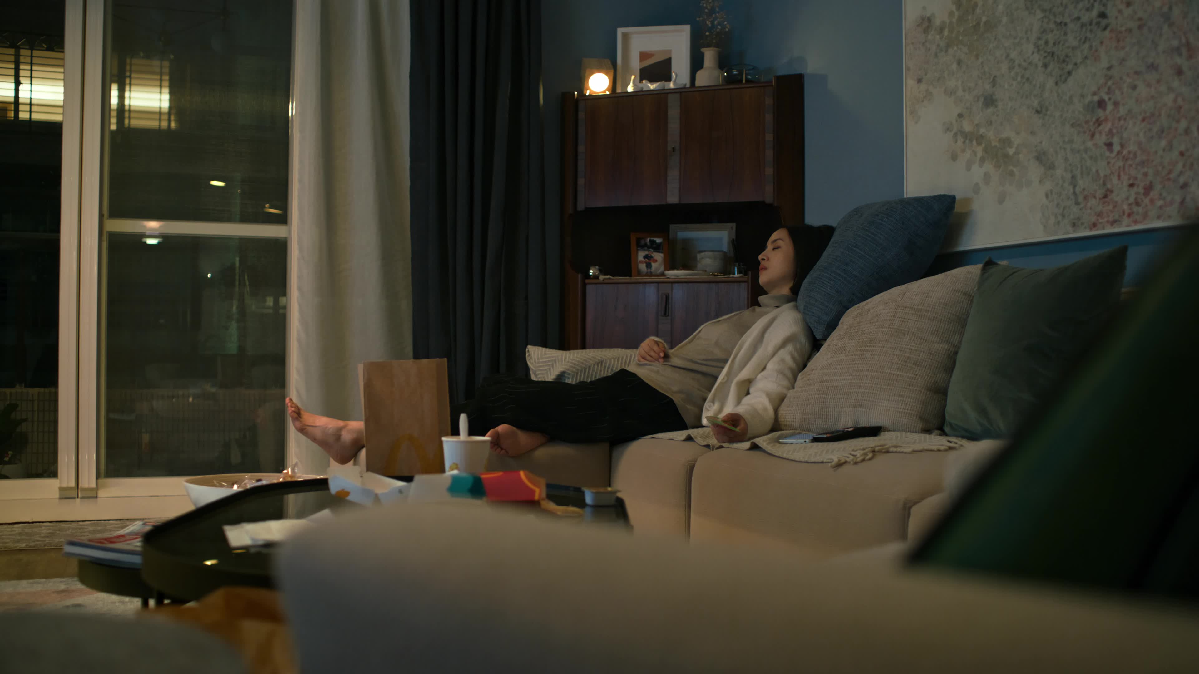 不够善良的我们/彼岸有花 [第1-2集][国语/内封中文软字幕].Imperfect.Us.S01.2024.2160p.WEB-DL.DDP2.0.H265-TAG-2.jpg