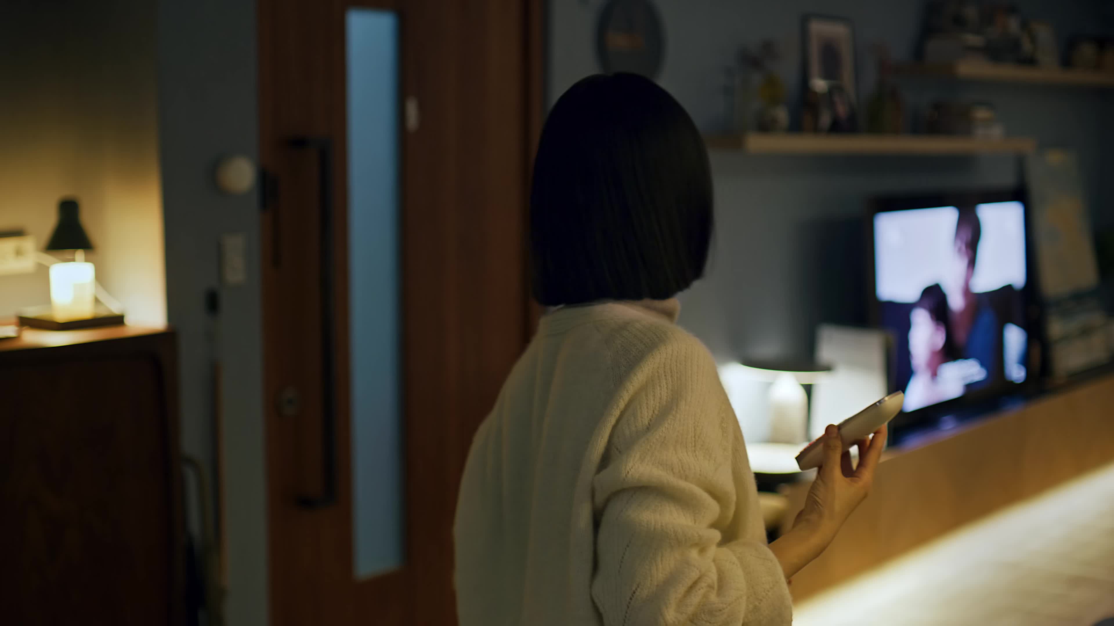 不够善良的我们/彼岸有花 [第1-2集][国语/内封中文软字幕].Imperfect.Us.S01.2024.2160p.WEB-DL.DDP2.0.H265-TAG-4.jpg
