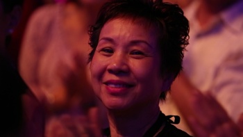 江蕙<镜花水月>演唱会2013 现场 [国语中字].Jody.Chiang.Mirror.Flower.Moon.Concert.Live.2013.1080i.BluRay.AVC.TrueHD.5.1-TAG 44.03GB-4.jpg