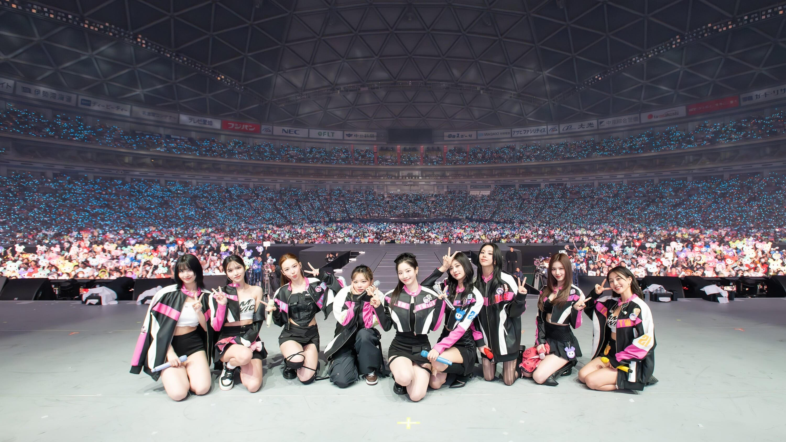 TWICE.5TH.WORLD.TOUR.READY.TO.BE.in.JAPAN.2024.Limited.Edition.1080i.BluRay.REMUX.AVC.FLAC.2.0-TAG 40.87GB-3.jpg
