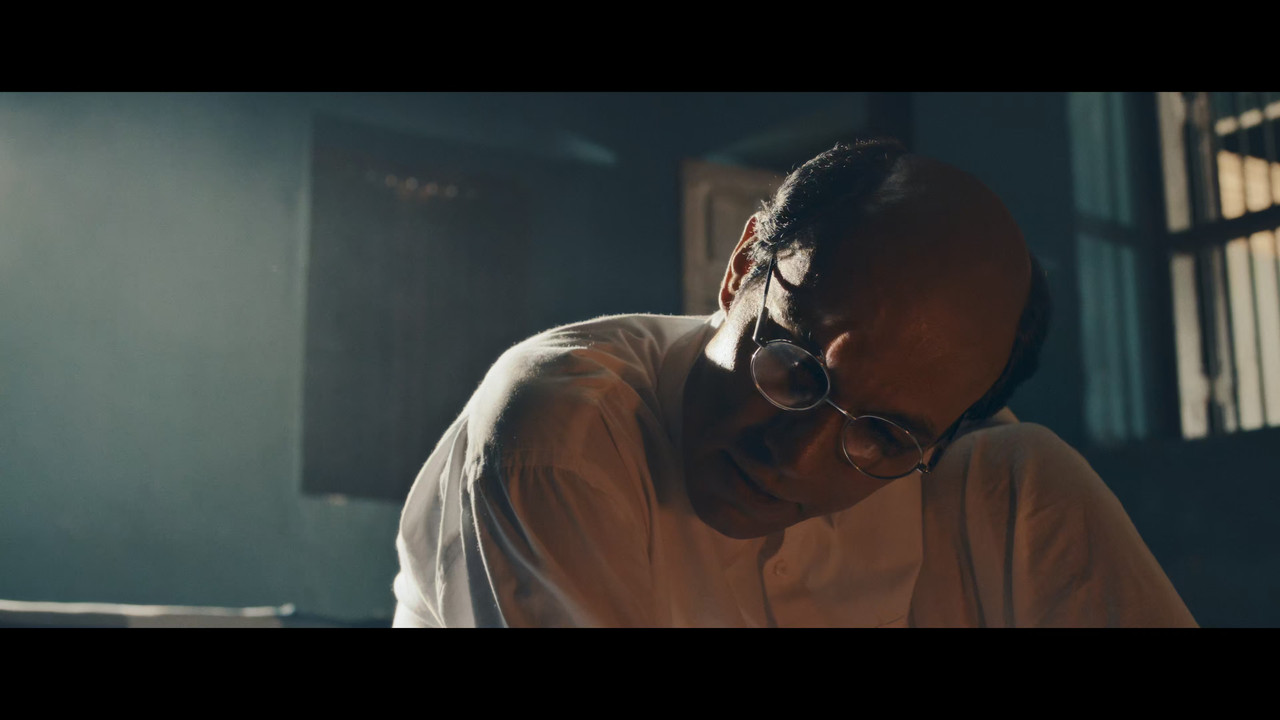 斯瓦坦特里亚·维尔·萨瓦尔卡.Swatantrya.Veer.Savarkar.2024.2160p.ZEE5.WEB-DL.DUAL.DDP5.1.Atmos.H.265-Archie 3.47GB-2.jpg