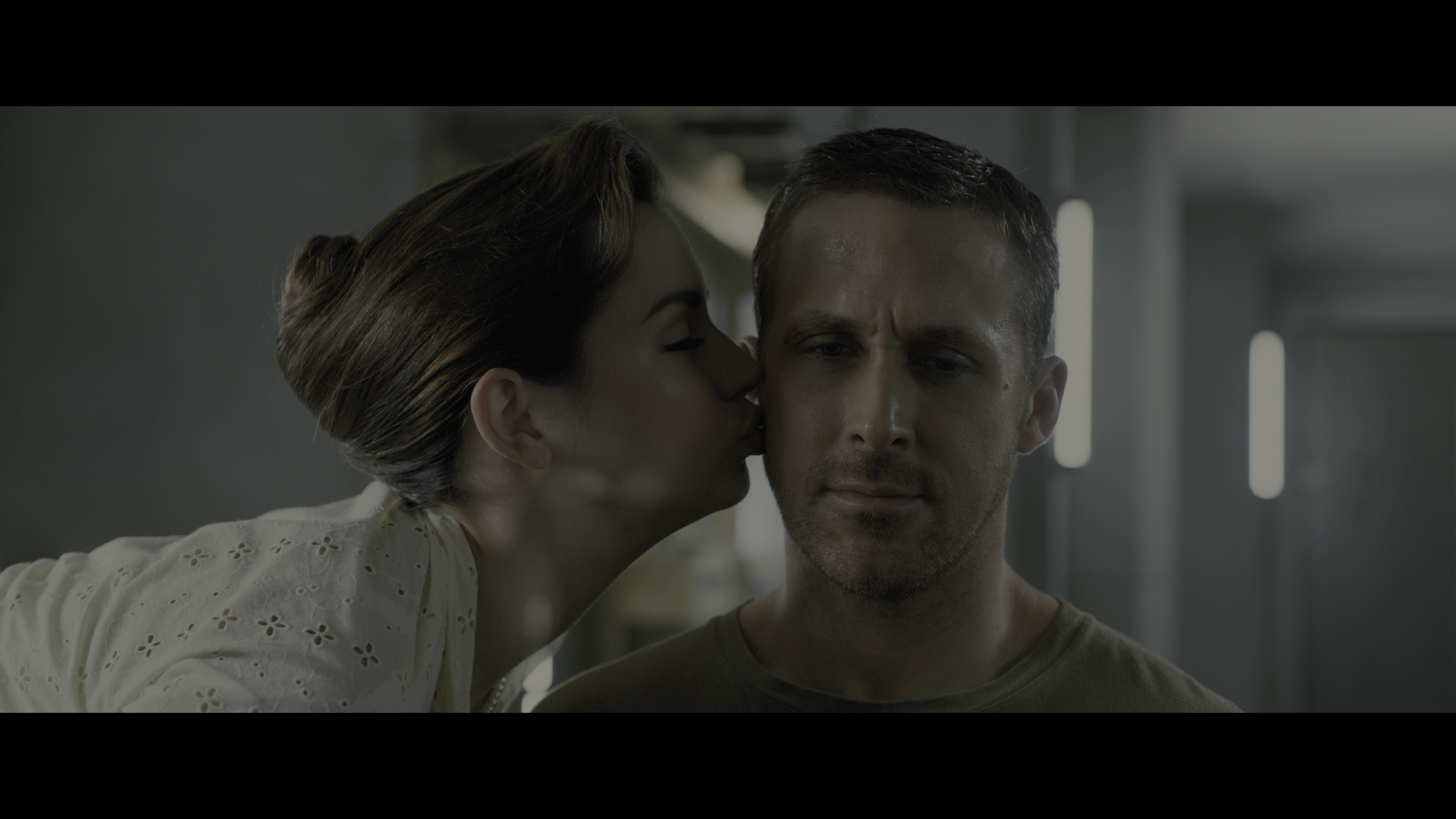 银翼杀手2049 / 银翼杀手2.Blade.Runner.2049.2017.2160p.BluRay.REMUX.DV.HDR.TrueHD.Atmos.7.1.H265-BEN 77.14GB-4.jpg