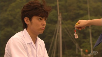 在世界的中心呼唤爱 [全11集].Sekai.no.Chushin.De.Ai.o.Sakebu.2004.Amazon.WEB-DL.1080p.H264.DDP-TAG 45.33GB-4.png