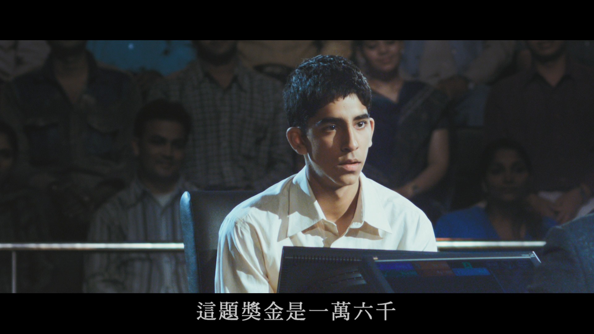 贫民窟的百万富翁/贫民百万富翁/一百万零一夜 [福克斯版蓝光原盘DIY正片.国粤双语音轨.简繁中字.评论中字 全花絮中字 附赠港版访谈].Slumdog.Millionaire.2008.1080p.BluRay.AVC.DTS-HD.MA.5.1-TAG 40.07GB-4.jpg