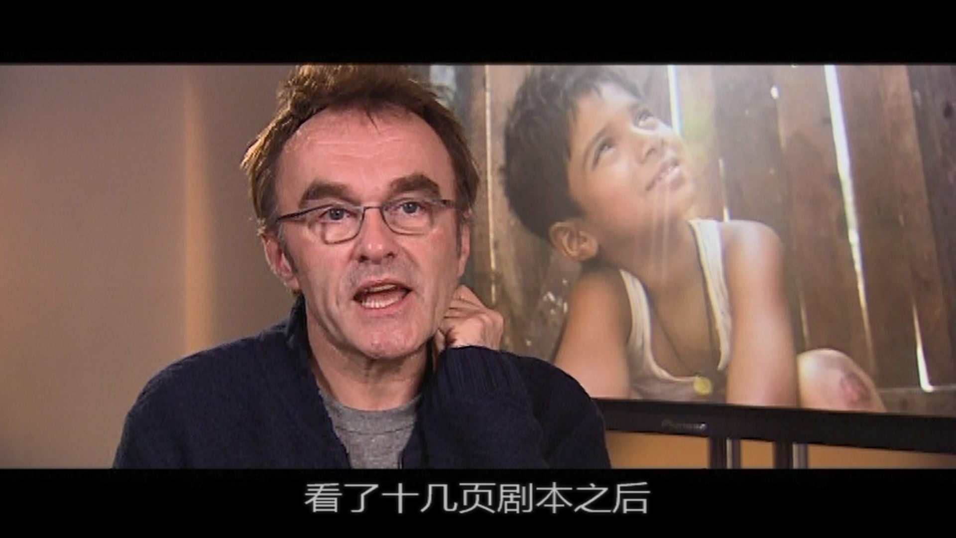 贫民窟的百万富翁/贫民百万富翁/一百万零一夜 [福克斯版蓝光原盘DIY正片.国粤双语音轨.简繁中字.评论中字 全花絮中字 附赠港版访谈].Slumdog.Millionaire.2008.1080p.BluRay.AVC.DTS-HD.MA.5.1-TAG 40.07GB-13.jpg