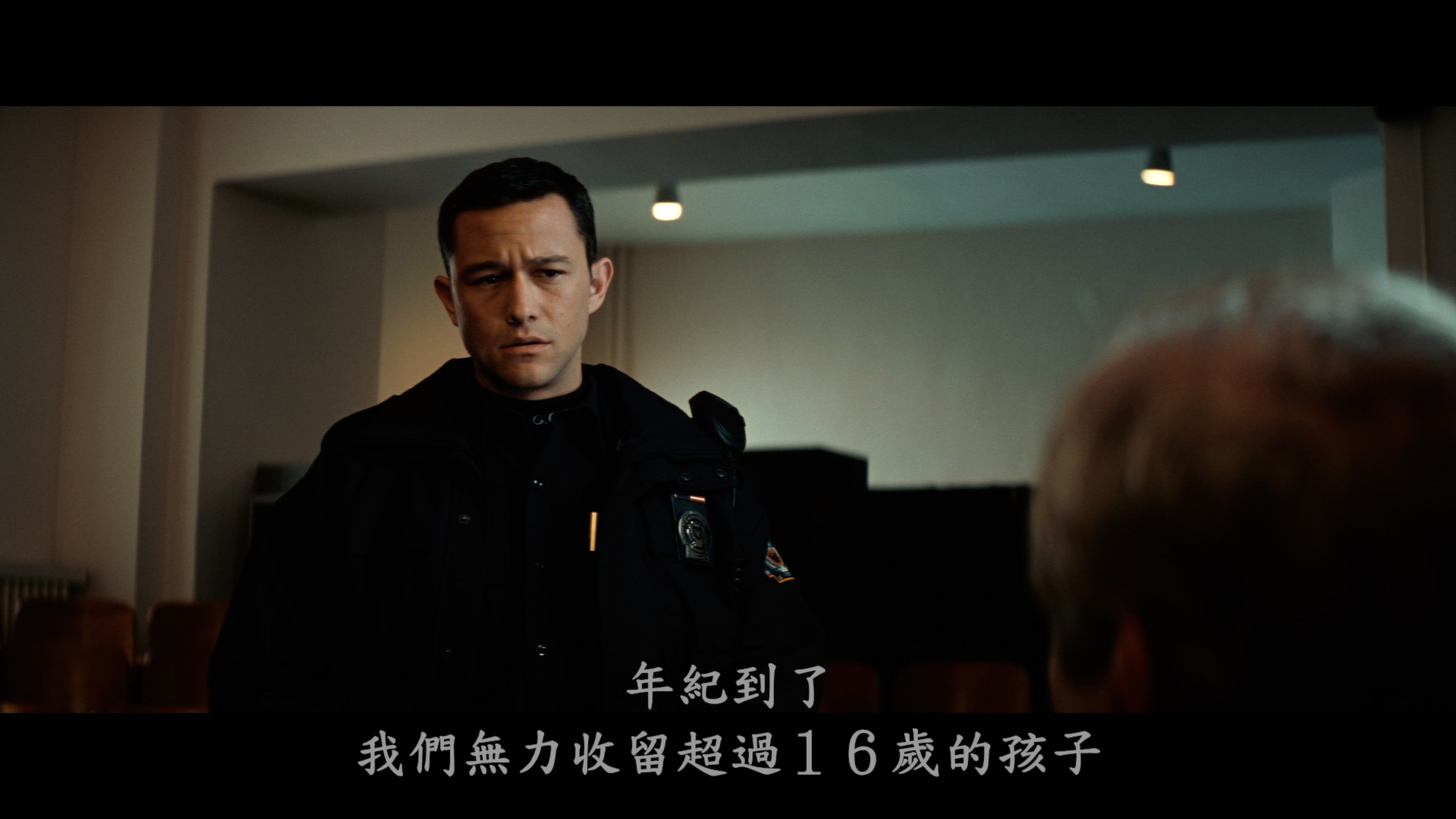 蝙蝠侠：黑暗骑士崛起/暗夜骑士崛起/蝙蝠侠：夜神起义(港)/蝙蝠侠前传3：黑暗骑士崛起 [DIY国配简繁+简英繁英双语字幕 原生国配].The.Dark.Knight.Rises.2012.2160p.UHD.Blu-ray.HEVC.DTS-HD.MA.5.1-TAG 87.72GB-6.jpg