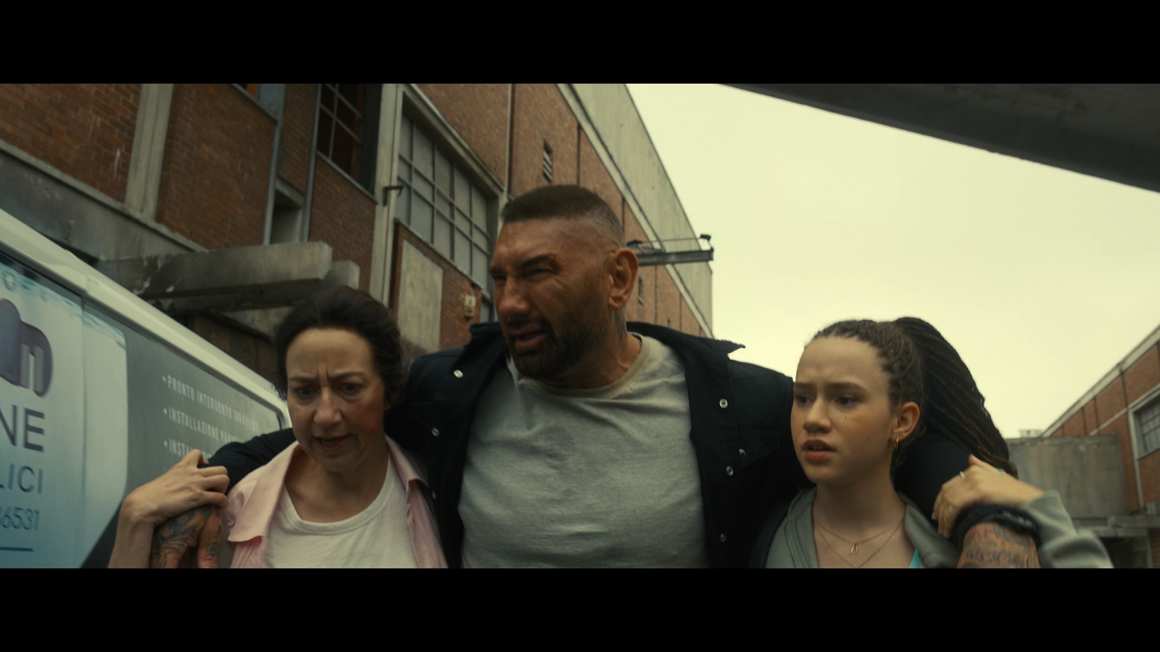我的间谍2：永恒之城.My.Spy.The.Eternal.City.2024.Hybrid.2160p.MULTI.WEB-DL.DV.HDR.H265-AOC 23.78GB-6.jpeg