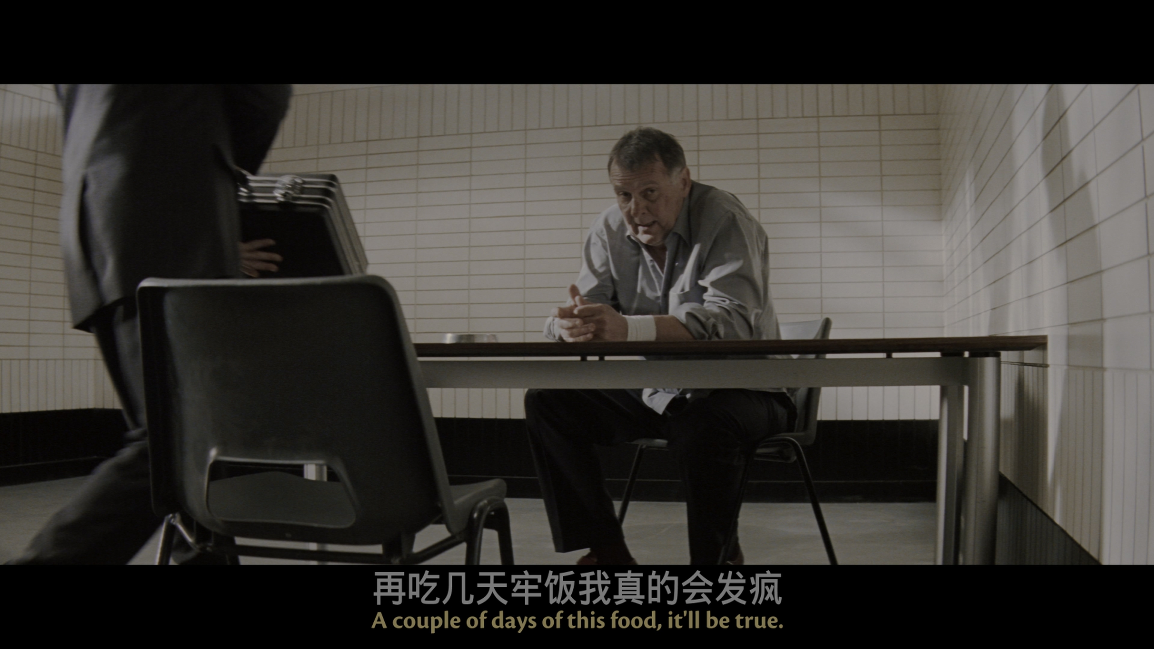 蝙蝠侠：侠影之谜/蝙蝠侠前传1：侠影之谜/蝙蝠侠：开战时刻(台)/蝙蝠侠-侠影之谜(港) [4k UHD原盘国语中字 DIY国配+简繁+双语字幕].Batman.Begins.2005.2160p.UHD.Blu-ray.HDR10.HEVC.DTS-HD.MA.5.1-TAG 77.64GB-5.jpg