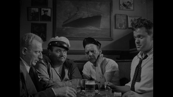 上海小姐 / 上海来的女士 / 欲海妖姬.The.Lady.from.Shanghai.1947.2160p.UHD.Blu-ray.Remux.DV.HDR.HEVC.FLAC1.0-CiNEPHiLES 42.33GB-4.jpg