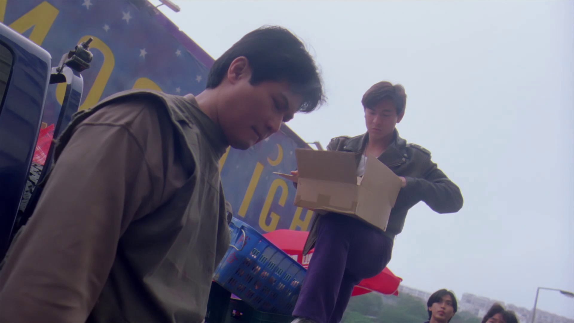 龙腾四海 [中文字幕/国语音轨].Gun.&amp;.Rose.1992.1080p.WEB-DL.H264.AAC-TAG 3.72GB-5.png
