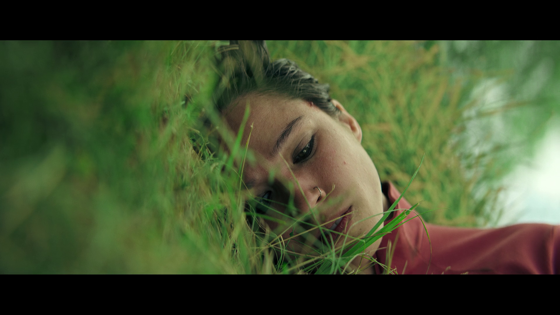 行动倒数 / 别动.Dont.Move.2024.MULTI.1080p.WEB-DL.H264-AOC 8.11GB-7.png