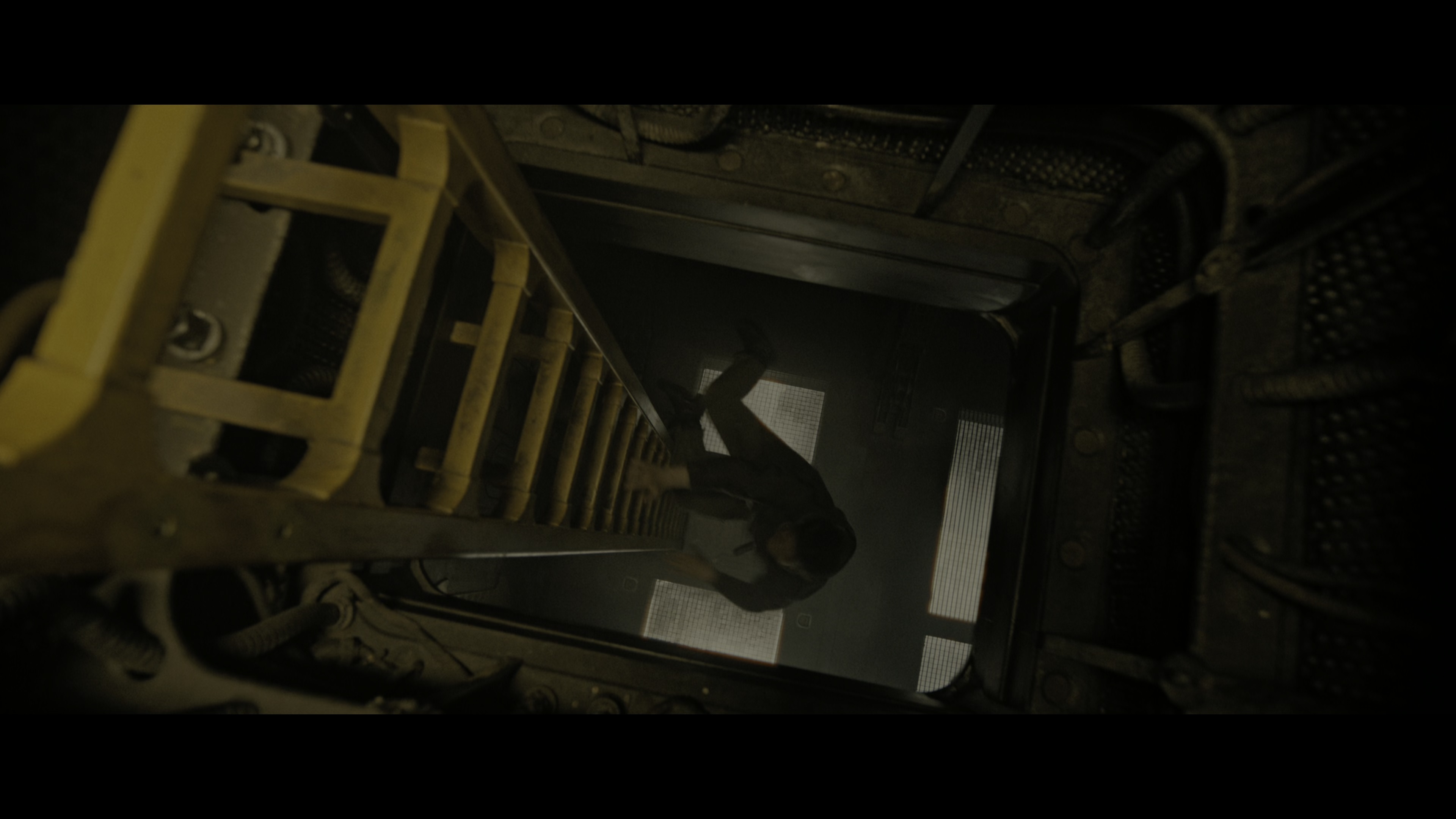 异形：夺命舰 / 异形：罗穆卢斯(港) / 异形：罗穆路斯(台) / 异形9.Alien.Romulus.2024.4K.HDR.DV.2160p.BDRemux Ita Eng x265-NAHOM 50.73GB-4.jpg