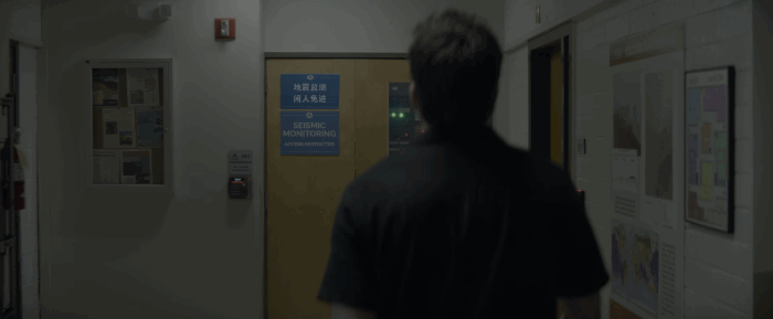 红色一号：冬日行动 / 红色一号(台) / Red One拯救队(港)  [杜比视界 国语 双语特效/国配特效].Red.One.2024.2160p.AMZN.WEB-DL.DDP5.1.Atmos.H265.HDR.DV-TAG 18.22GB-4.gif