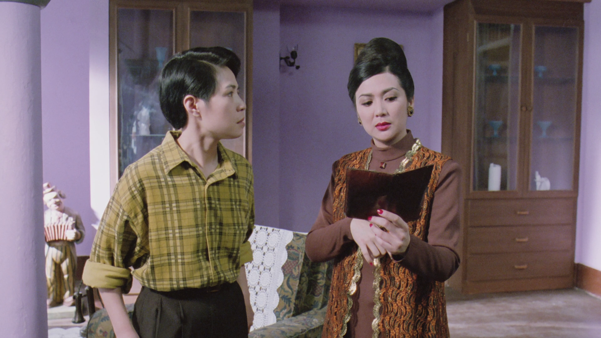92黑玫瑰对黑玫瑰 [港版原盘国粵双语+简繁中字].Legendary.La.Rose.Noire.1992.Blu-ray.1080p.AVC.TrueHD.5.1-TAG 21.87GB-3.png