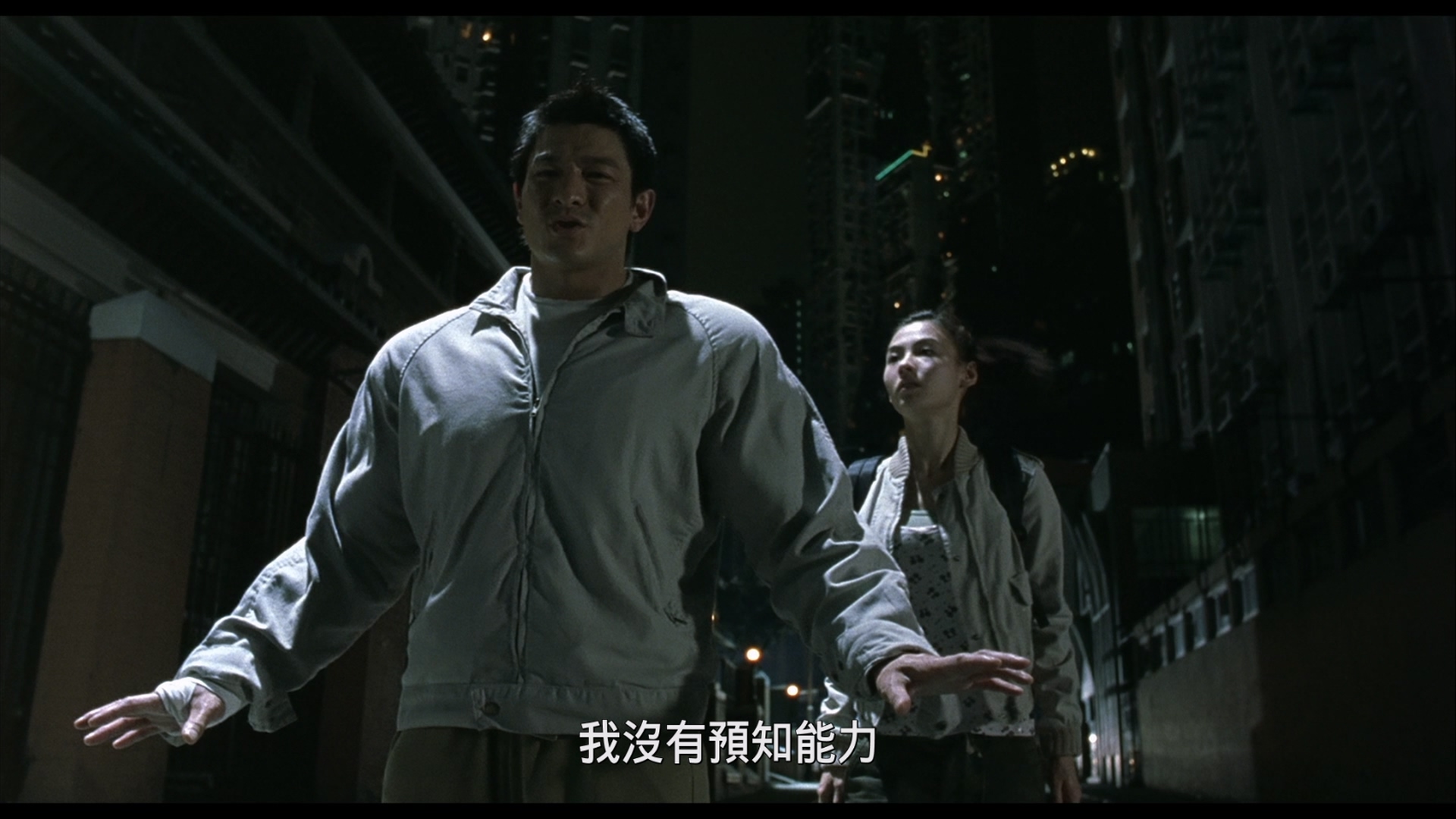 大块头有大智慧/大只佬/Running on Karma [自带粤语+DIY国语+简繁字幕].Running.on.Karma.2003.1080p.Blu-ray.AVC.LPCM.2.0-TAG 38.67GB-2.jpg