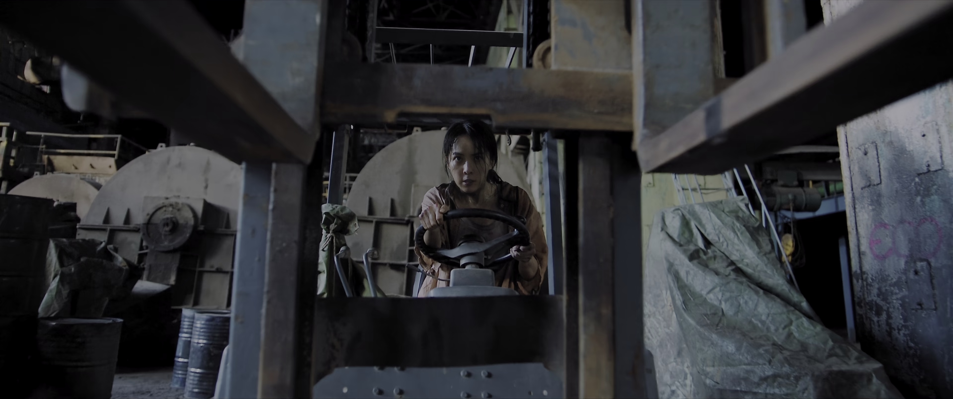 工厂蛇患 [国语配音/中文字幕][60帧率版本].2025.2160p.WEB-DL.H265.HDR.60FPS.DDP2.0-QuickIO 8.20GB-7.png