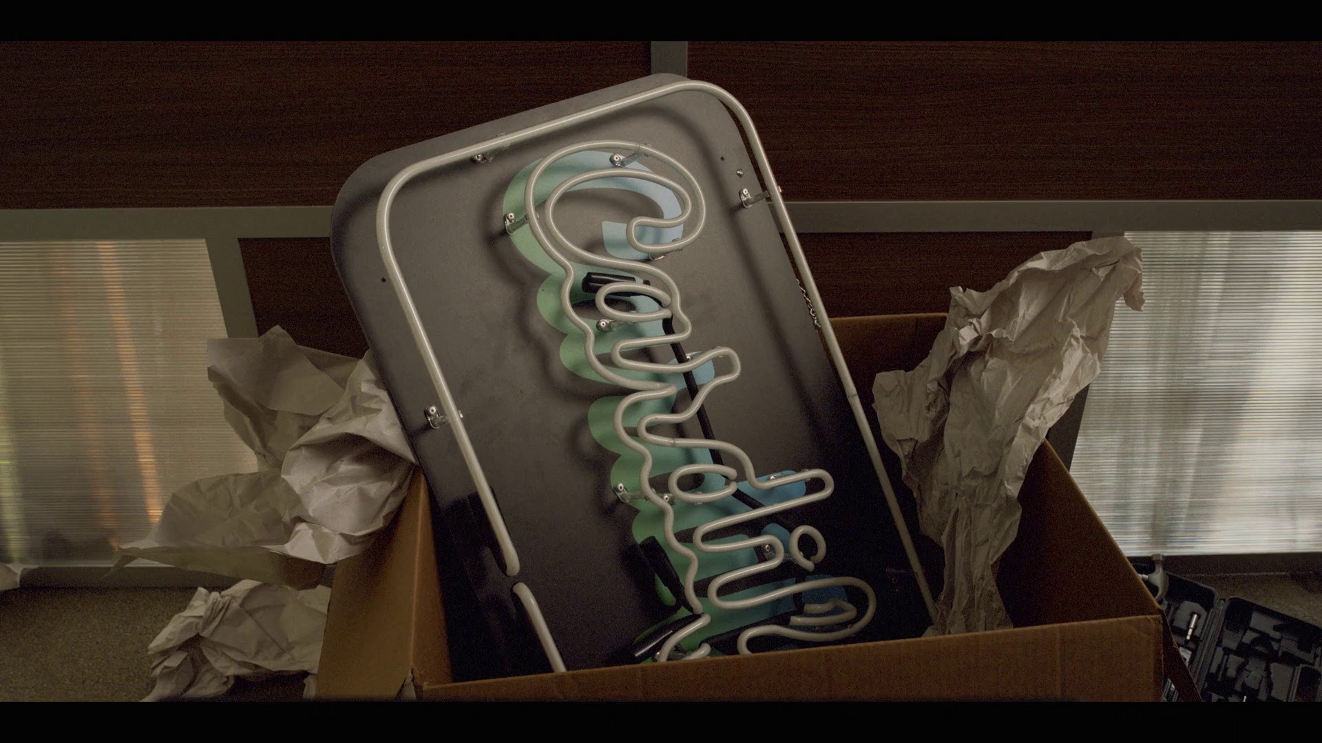 点爱成金 [简繁英字幕].Swiped.2025.1080p.DSNP.WEB-DL.DDP.5.1.Atmos.H.264-DreamHD 4.04GB-3.png