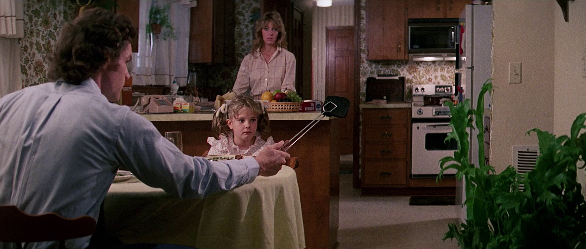 凶火 [简繁英字幕].Firestarter.1984.1080p.BluRay.x264.FLAC.2.0-QuickIO 8.67GB-2.png