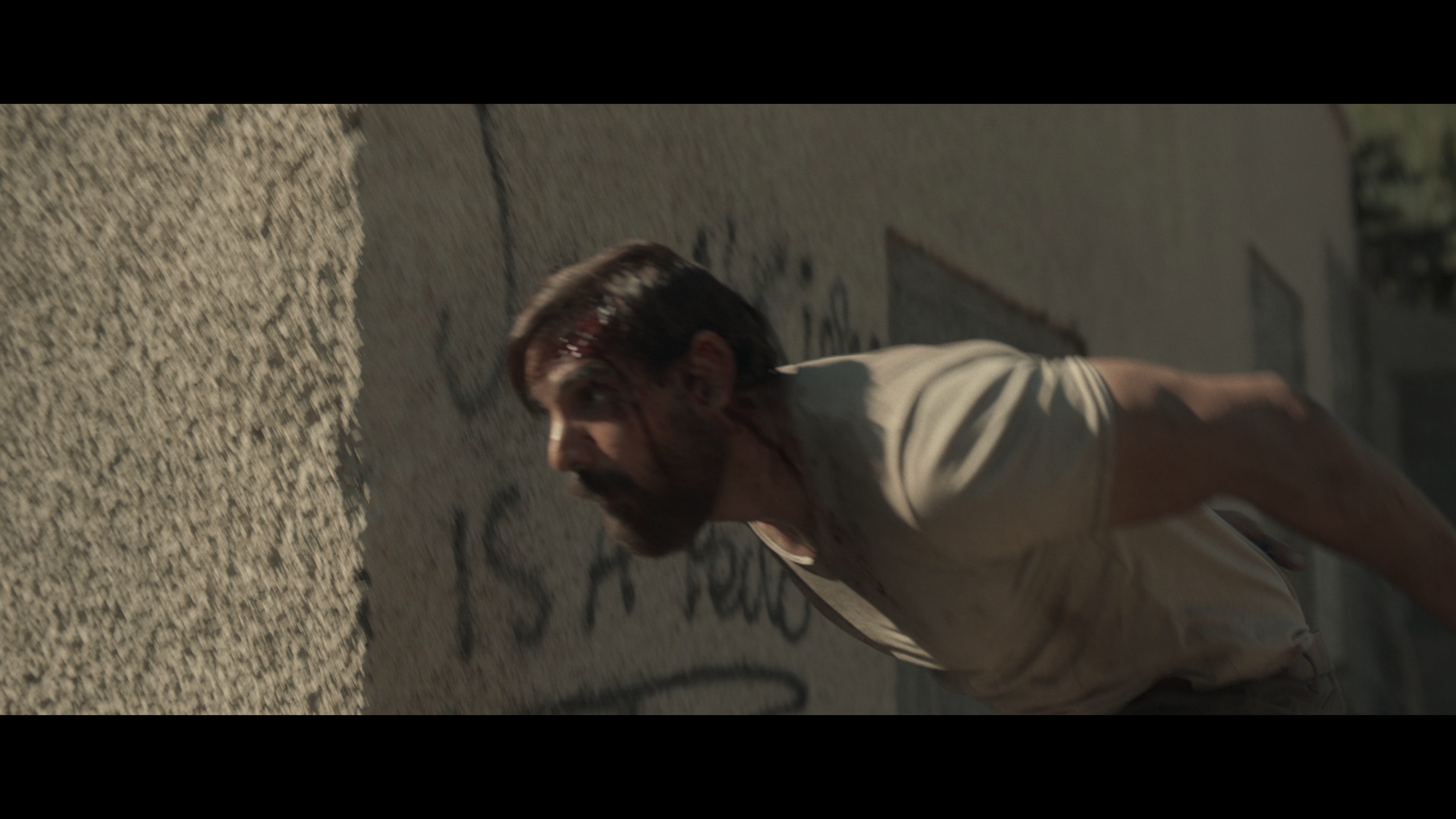 德黑兰 [简繁英字幕].Tehran.2025.2160p.NF.WEB-DL.DDP.5.1.H.265-DreamHD 15.06GB-7.png