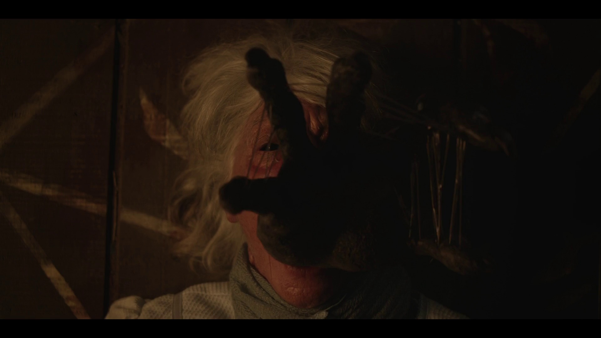 被诅咒的人 [中文字幕].The.Accursed.2022.1080p.HamiVideo.WEB-DL.AAC2.0.H.264-DreamHD 5.36GB-7.png