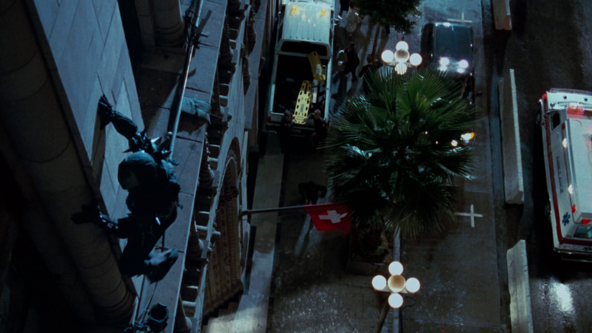再生侠 [简繁英字幕].Spawn.1997.Bluray.1080p.DTS-HDMA5.1.x264-DreamHD 11.76GB-4.png