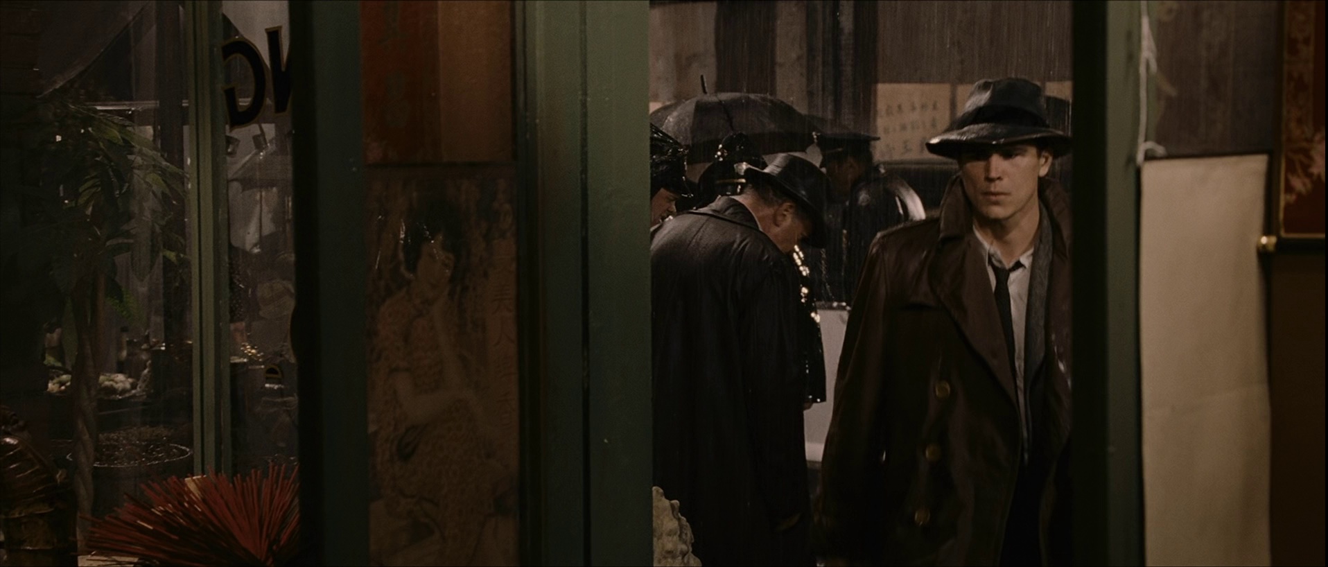 黑色大丽花 [简繁英字幕].The.Black.Dahlia.2006.Bluray.1080p.DTS-HDMA5.1.x264-DreamHD 11.18GB-5.png