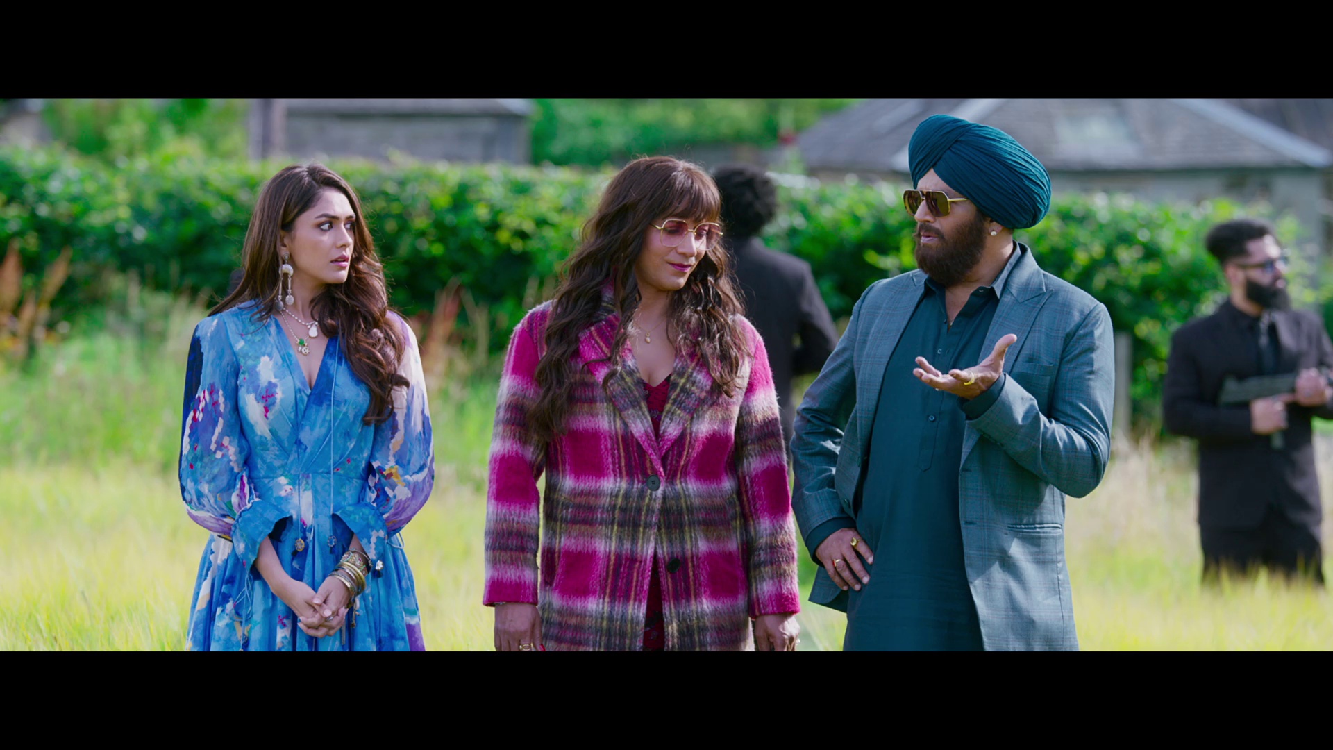 将领之子2 [无字片源].Son.of.Sardaar.2.2025.1080p.NF.WEB-DL.DDP5.1.H264-PandaQT 5.68GB-4.png
