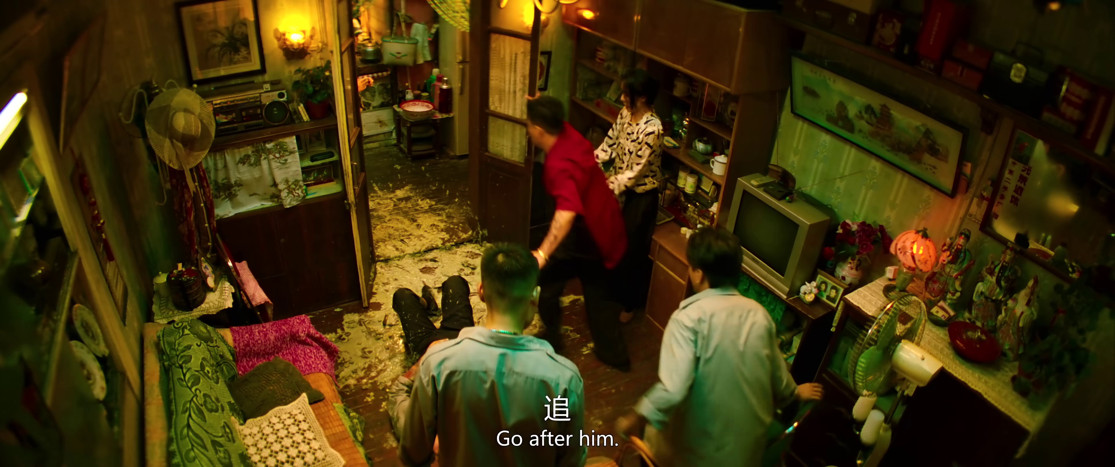 脱缰者也 [国语配音/中文字幕].One.Wacky.Summer.2025.2160p.WEB-DL.H265.DDP5.1-QuickIO 3.37GB-4.png