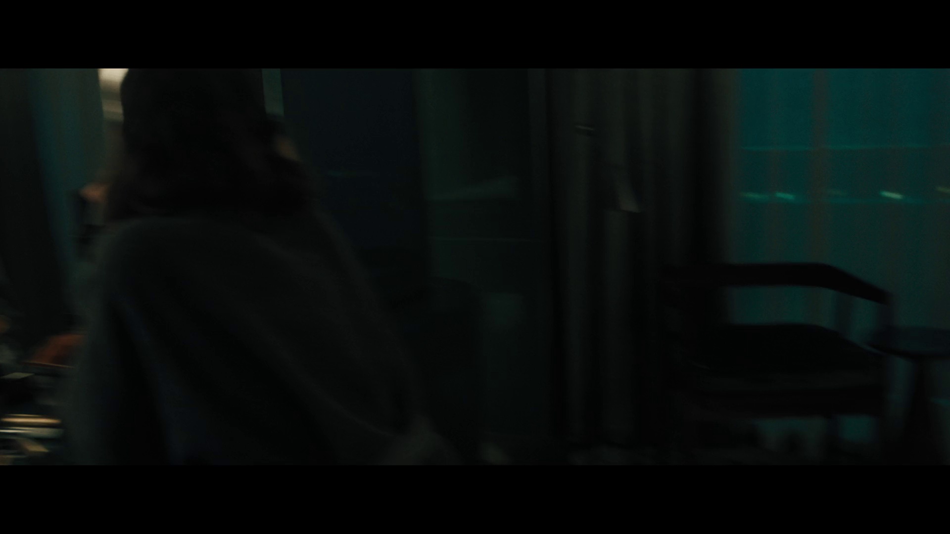 10号舱里的女人 [简繁英字幕].The.Woman.in.Cabin.10.2025.1080p.NF.WEB-DL.DDP.5.1.Atmos.H.264-DreamHD 3.67GB-2.png