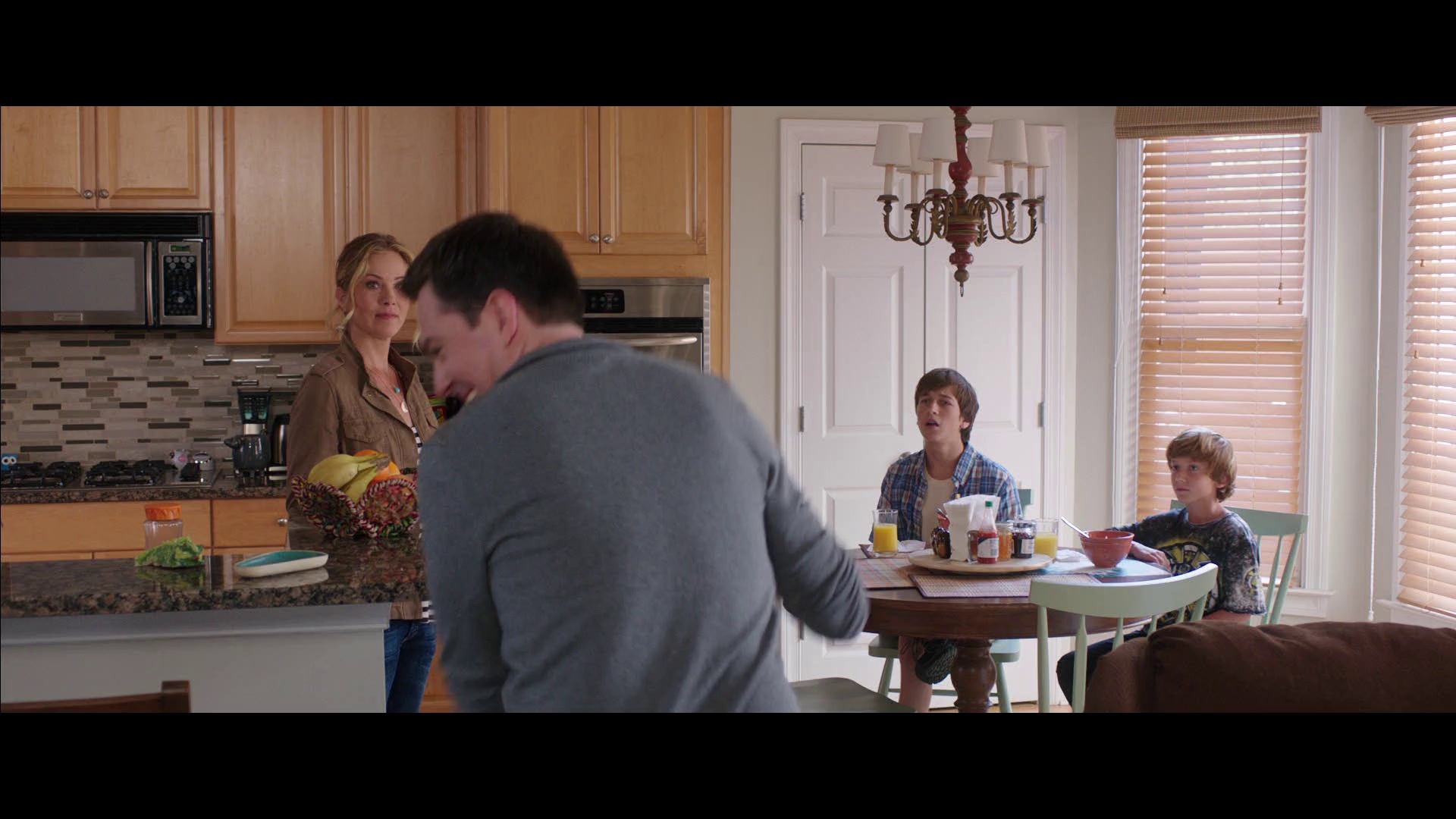 假期历险记 [无字片源].Vacation.2015.1080p.NF.WEB-DL.DDP.5.1.H.264-DreamHD 5.37GB-2.png