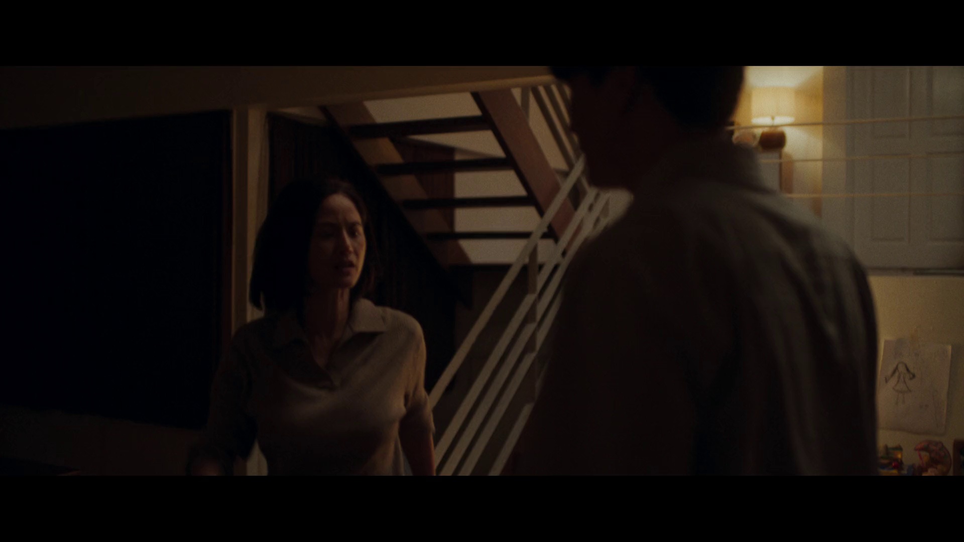 死后人人爱 [简繁英字幕].Everybody.Loves.Me.When.Im.Dead.2025.1080p.NF.WEB-DL.DDP5.1.Atmos.H264-PandaQT 6.05GB-6.png