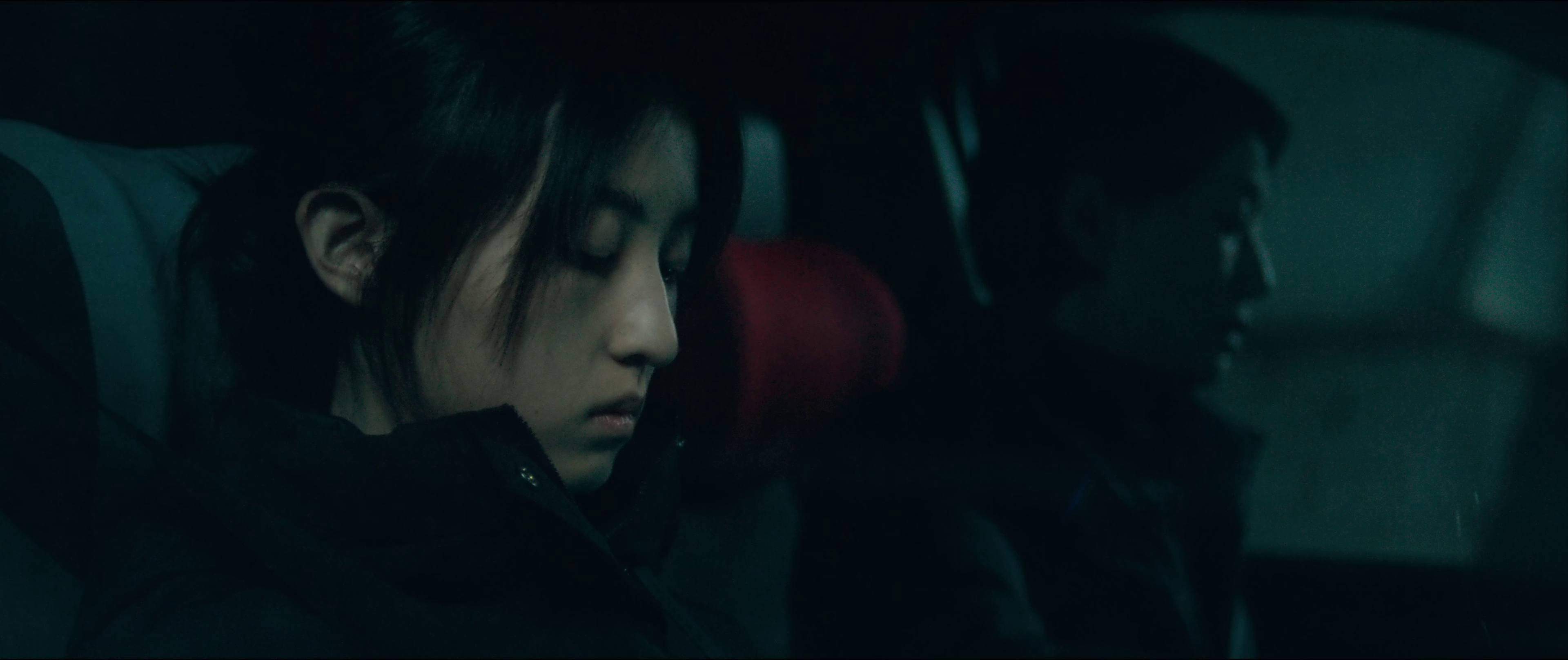 花漾少女杀人事件 [国语配音/中文字幕].Girl.on.Edge.2025.2160p.WEB-DL.H265.DDP5.1-PandaQT 2.66GB-2.png