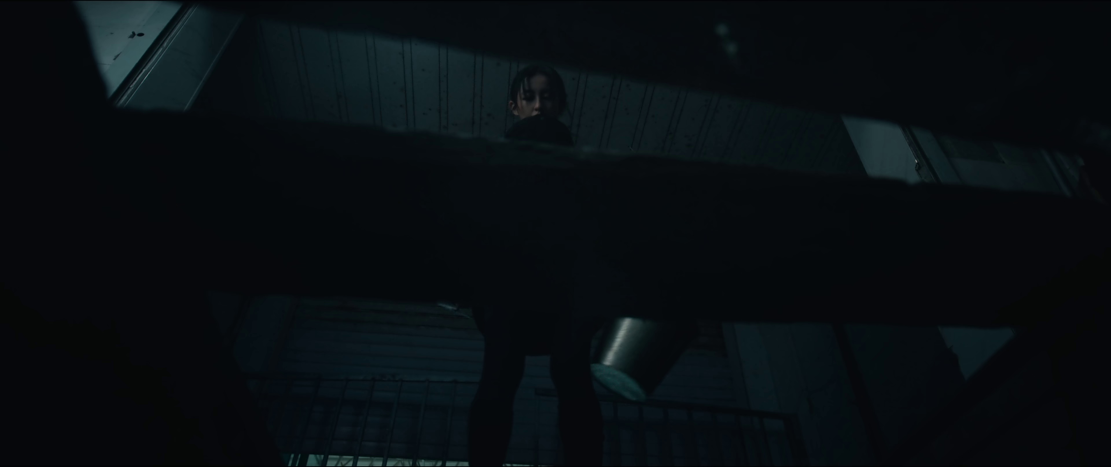 花漾少女杀人事件 [国语配音/中文字幕].Girl.on.Edge.2025.2160p.WEB-DL.H265.DDP5.1-PandaQT 2.66GB-4.png