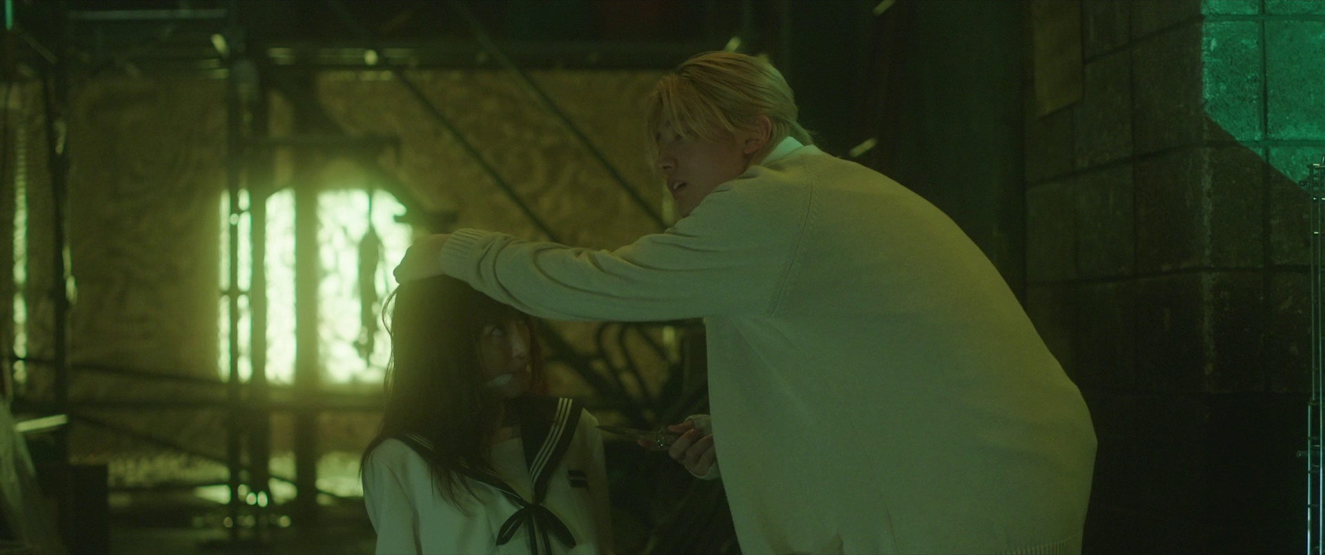 大小姐和看门犬 [简繁字幕].A.Girl.&.Her.Guard.Dog.2025.1080p.BluRay.x265.10bit.DTS-CTRLHD 4.37GB-6.png
