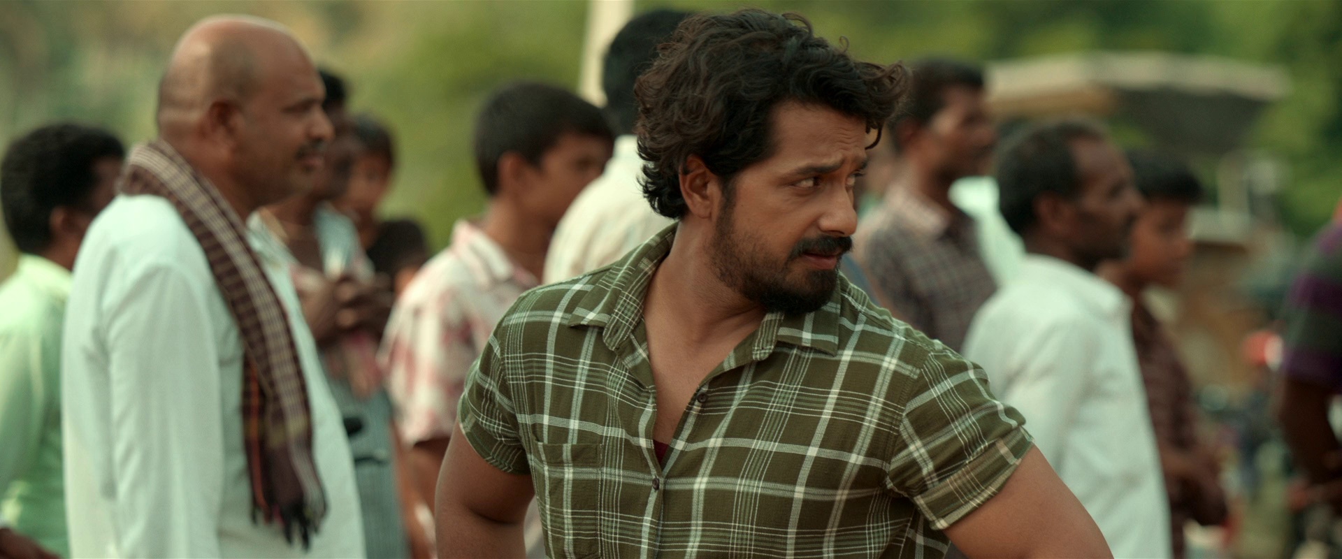 Kothalavadi [无字片源].Kothalavadi.2025.1080p.AMZN.WEB-DL.DDP5.1.H264-PandaQT 9.63GB-7.png