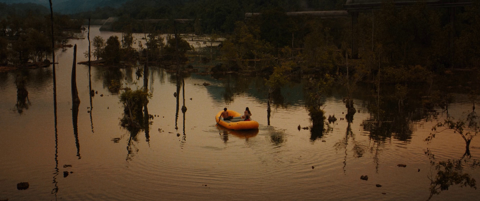 侏罗纪世界：重生  [中文字幕] Jurassic.World.Rebirth.2025.1080p.BluRay.x264.Atmos.TrueHD7.1-WiKi 16.5GB-6.png