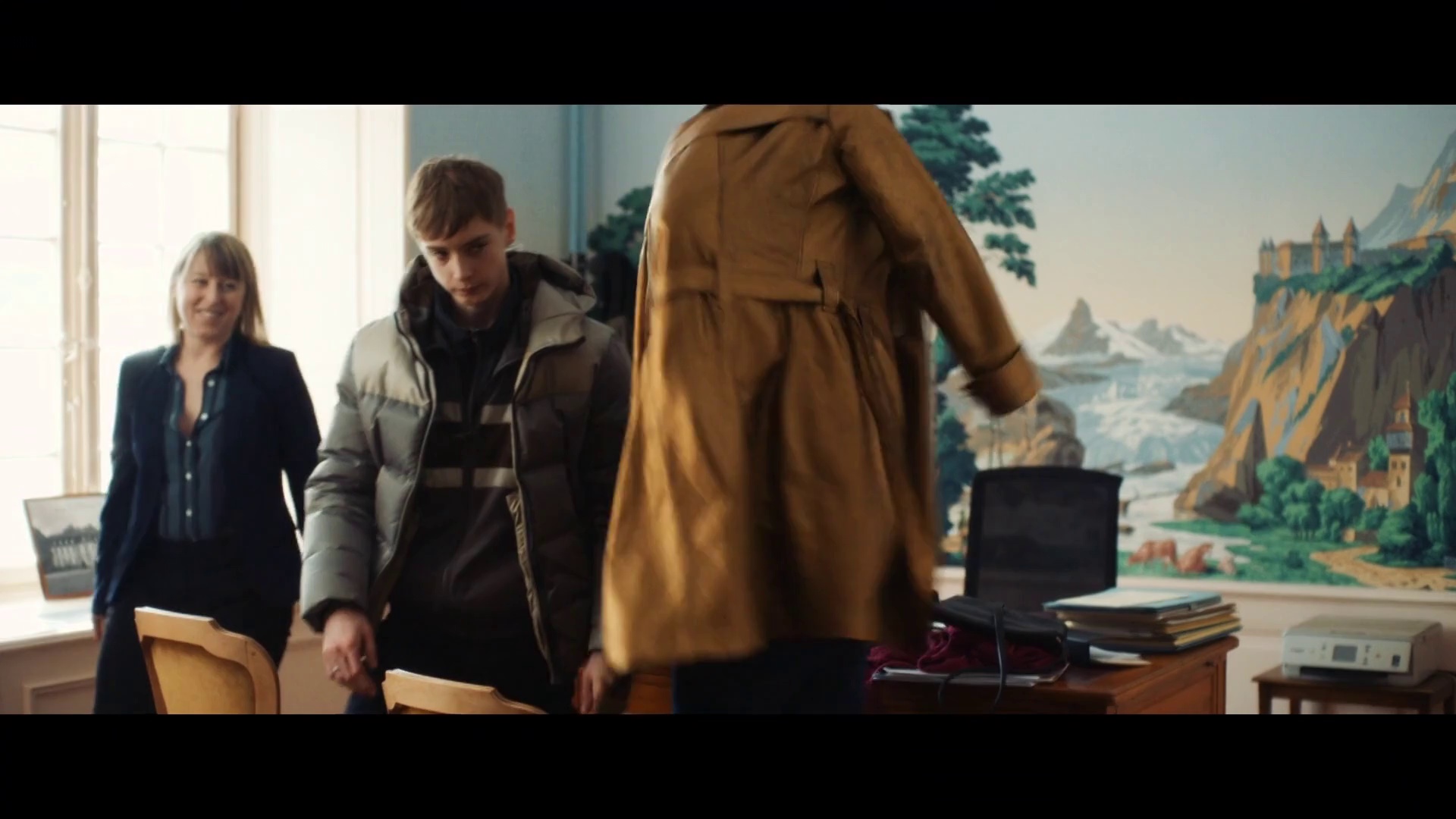 世故的女人 [中文字幕].Her.Way.2021.1080p.HamiVideo.WEB-DL.AAC2.0.H.264-DreamHD 4.01GB-2.png