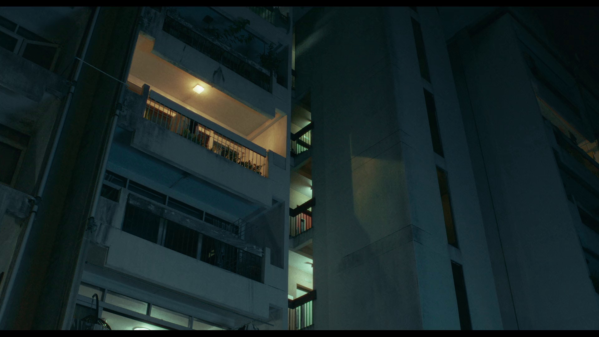 冥婚红包 [简繁英字幕].The.Red.Envelope.2025.1080p.NF.WEB-DL.DDP.5.1.H.264-DreamHD 7.20GB-2.png