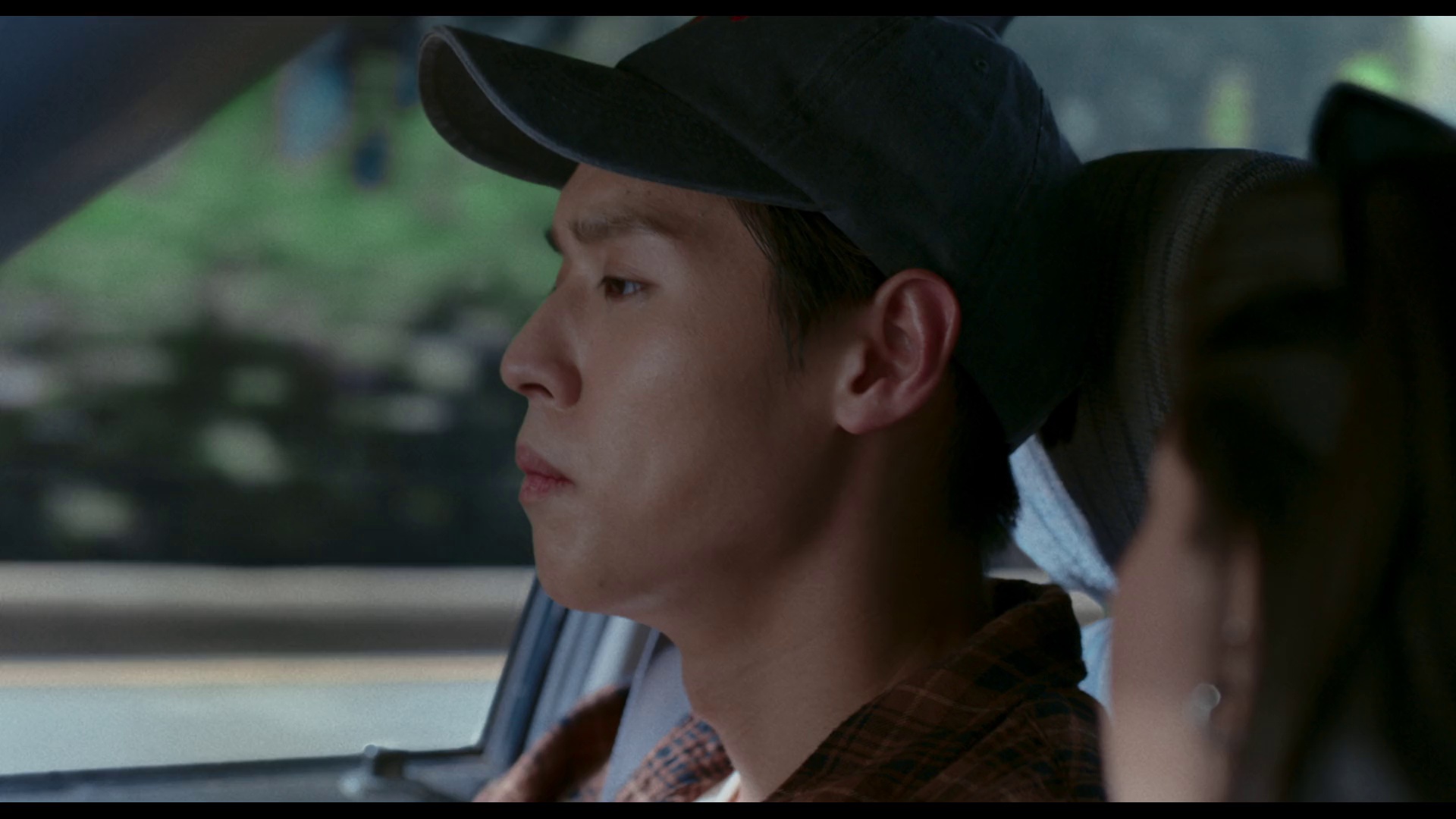 冥婚红包 [简繁英字幕].The.Red.Envelope.2025.1080p.NF.WEB-DL.DDP.5.1.H.264-DreamHD 7.20GB-4.png