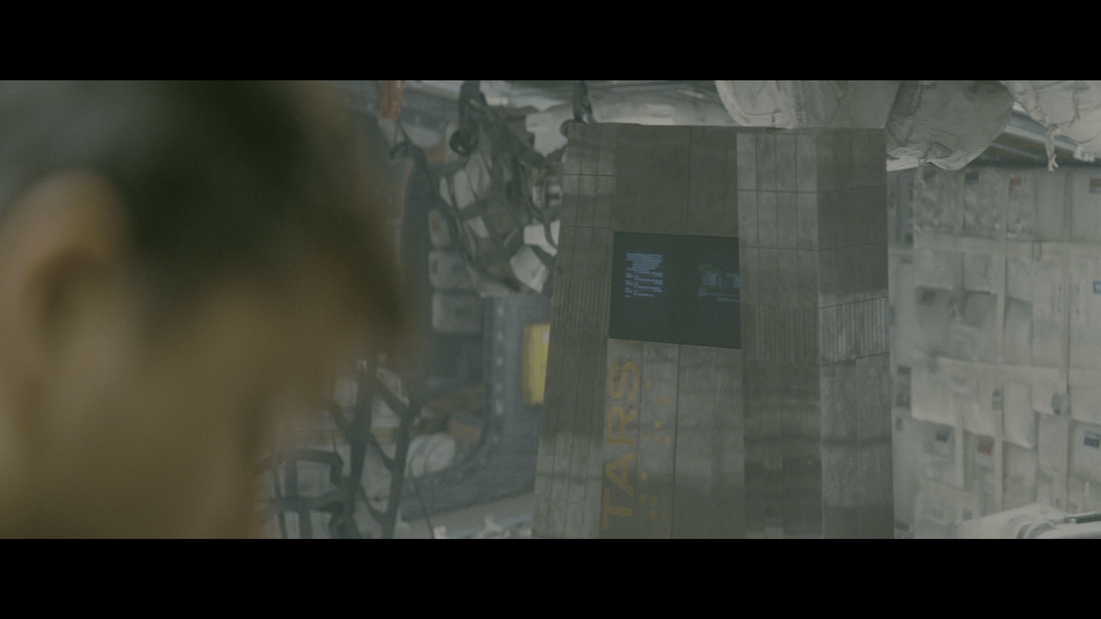 星际穿越 [IMAX满屏版][国英多音轨/简繁英字幕].Interstellar.2014.IMAX.2160p.BluRay.x265.10bit.TrueHD5.1-CTRLHD 36.99GB-5.png