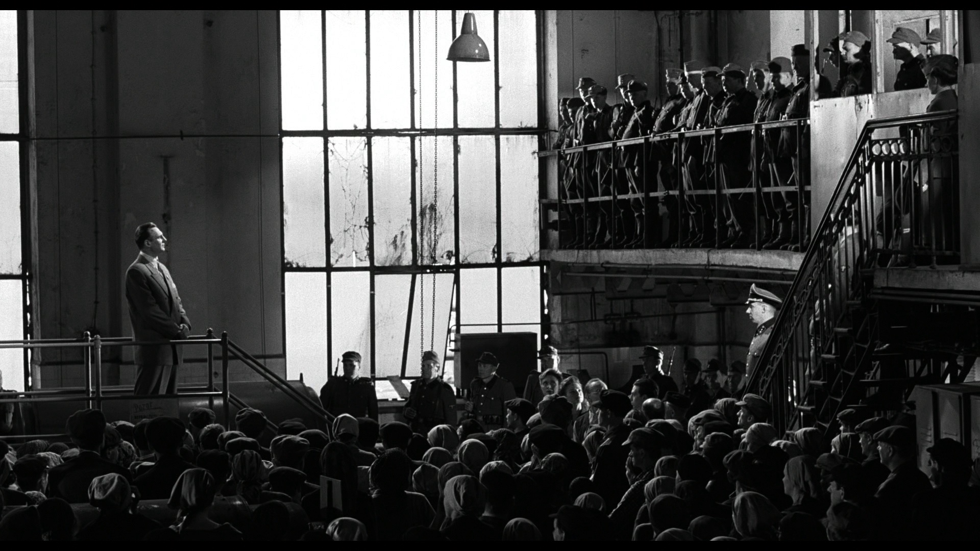 辛德勒的名单 [国英多音轨/特效中文字幕].Schindlers.List.1993.1080p.Bluray.Remux.AVC.Atmos.True.HD.7.1-DreamHD 47.63GB-7.png