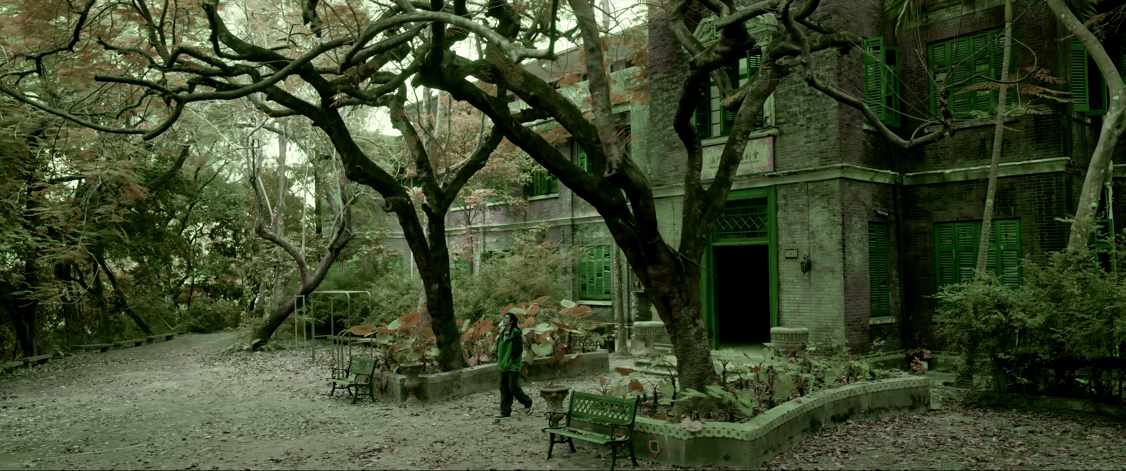 捕风追影 [杜比视界版本][高码版][国粤多音轨/简繁英字幕].2025.2160p.HQ.WEB-DL.H265.DV.DTS5.1.2Audio-DreamHD 36.27GB-2.png